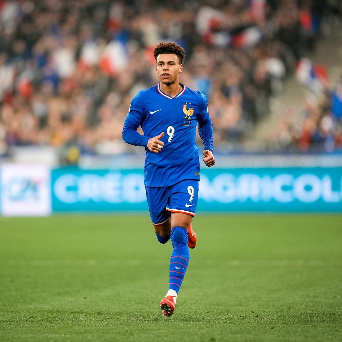 巴黎圣日耳曼前锋状态持续低迷,引发球迷担忧的简单介绍 巴黎圣日耳曼前锋状态持续低迷,引发球迷担忧的简单介绍