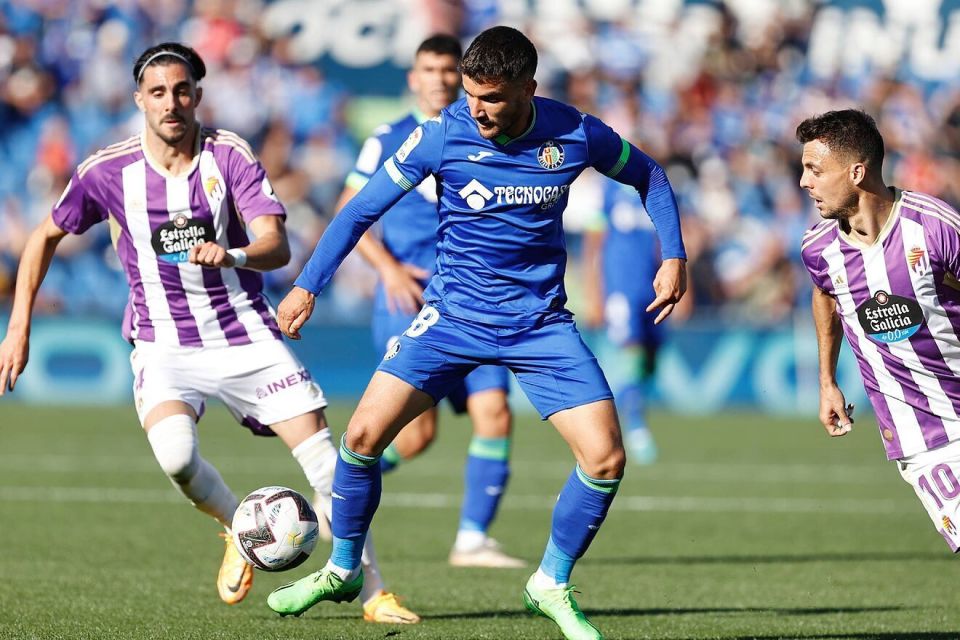 巴拉多利德主场完胜,领先对手一步 巴拉多利德主场完胜,领先对手一步