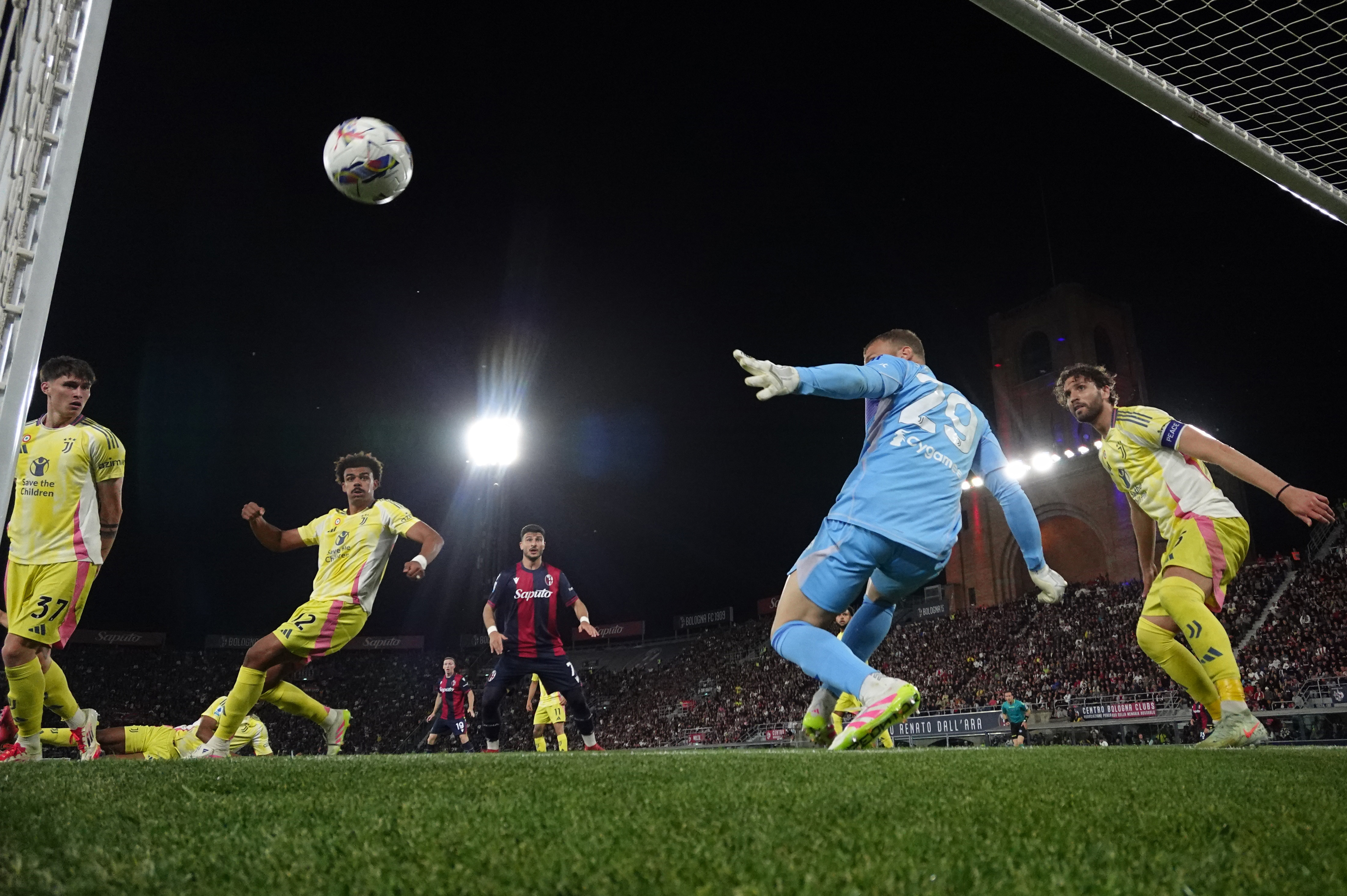 包含尤文图斯客场-战胜博洛尼亚取得连胜的词条 包含尤文图斯客场-战胜博洛尼亚取得连胜的词条