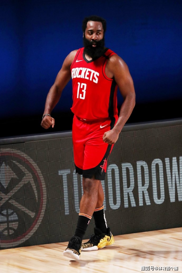 内马尔连续三场比赛得分超过挺进下一轮,湖人挑战极限! 内马尔连续三场比赛得分超过挺进下一轮,湖人挑战极限!